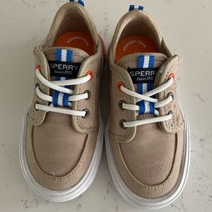 NWOT/Box Size 8 Toddler Sperry Shoes